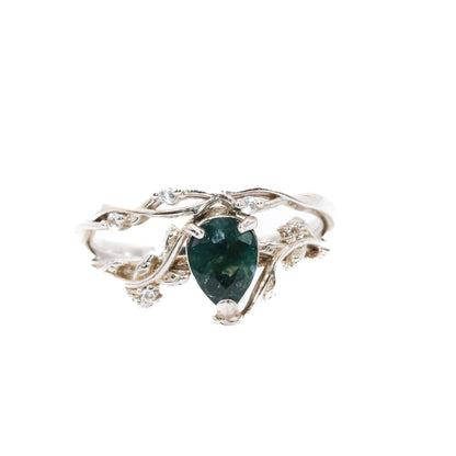 Arwen - Moss Agate Ring